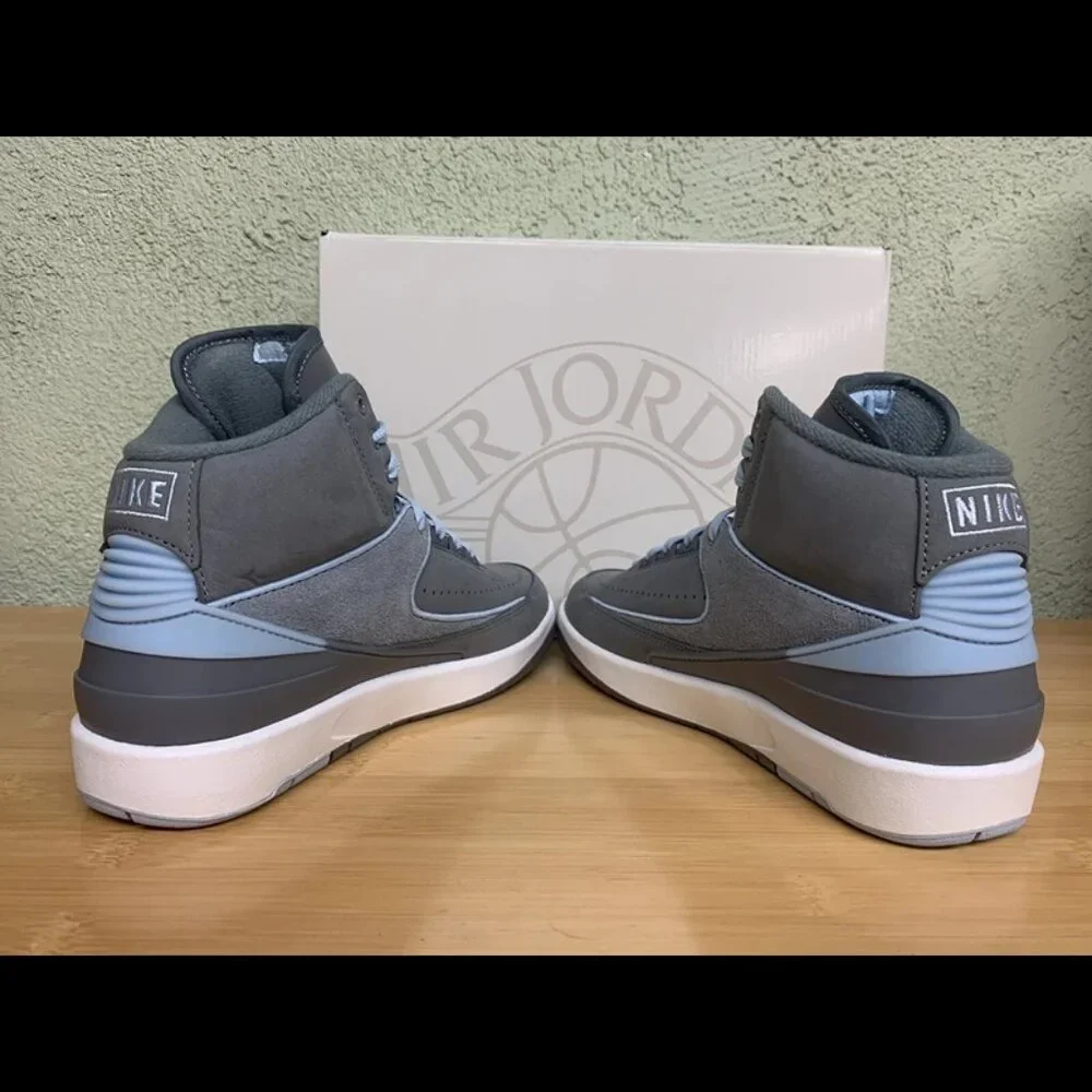 Nike Jordan 2 Retro Mid Cool‎ Grey Woman Size 6.5 FB8871-041